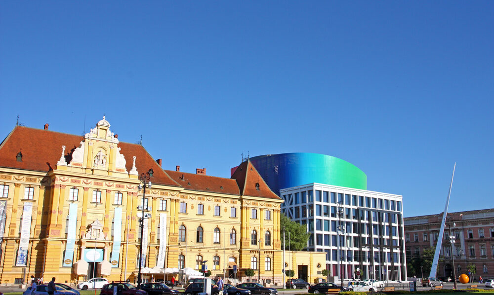 Pogled na Muzičku akademiju - dom koncertne dvorane Blagoje Berse, uz Muzej za umjetnost i obrt
