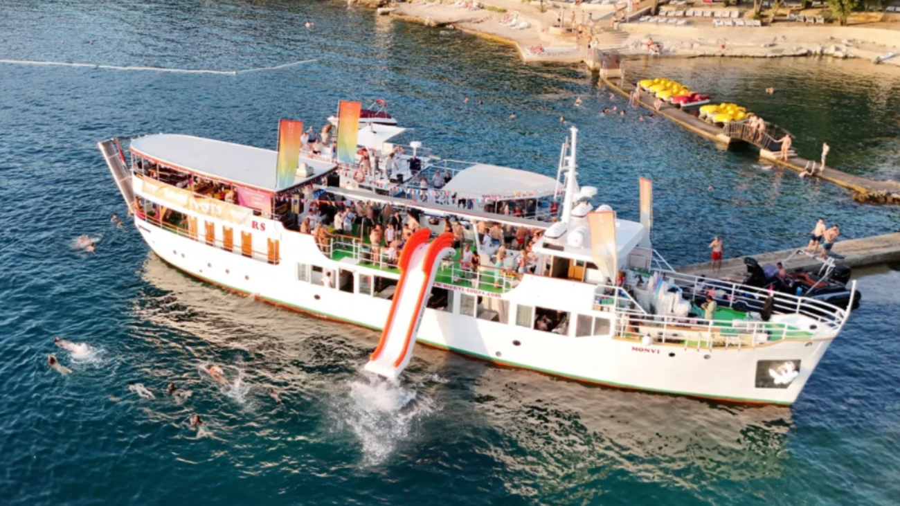 Boom Boat Party vol. 9 from Pula