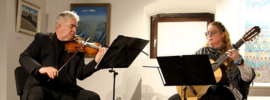 Duo a Three - Nina Kobler, sopran i gitara, Krešimir Marmilić, violina