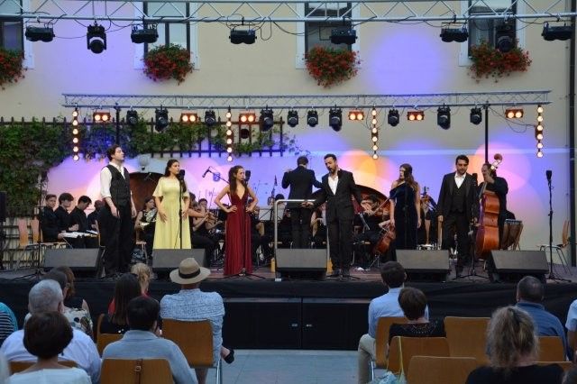 Operna akademija Pehlivanian: L’elisir d’amore